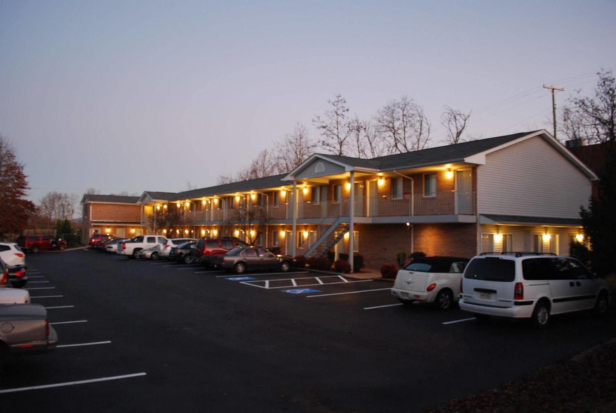 Affordable Corporate Suites Of リンチバーグ エクステリア 写真